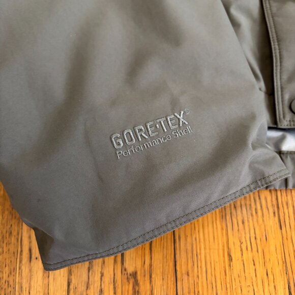 Simms Gore-Tex Fishing Outdoor Jacket - Picture 4 of 16